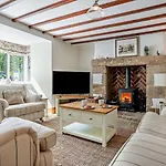 Holiday home 3 Bed In Richmond Oc-75649 *