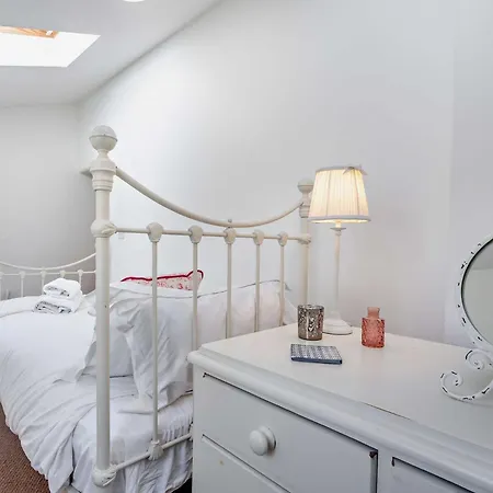 3 Bed In 75649