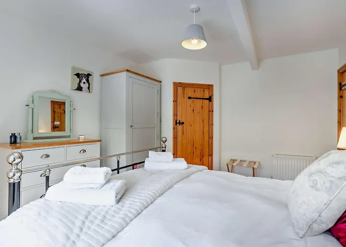 3 Bed In Richmond Oc-75649 *